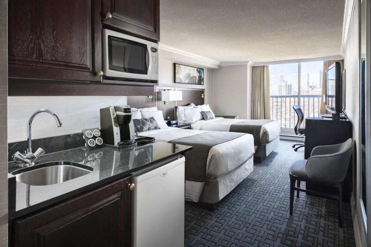 Best Western Plus Ottawa Downtown Suites Exterior photo